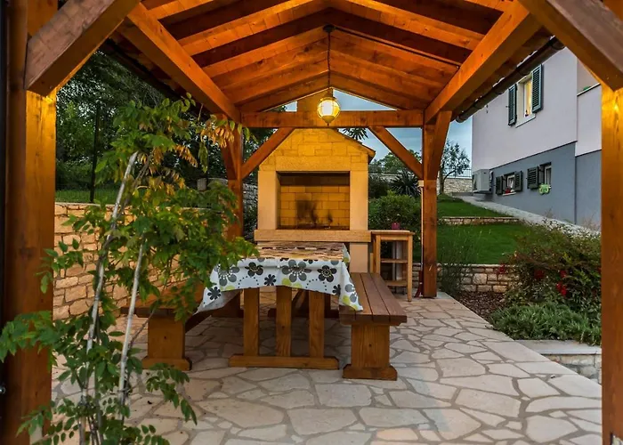Vila Modern Vesna With Private Pool *